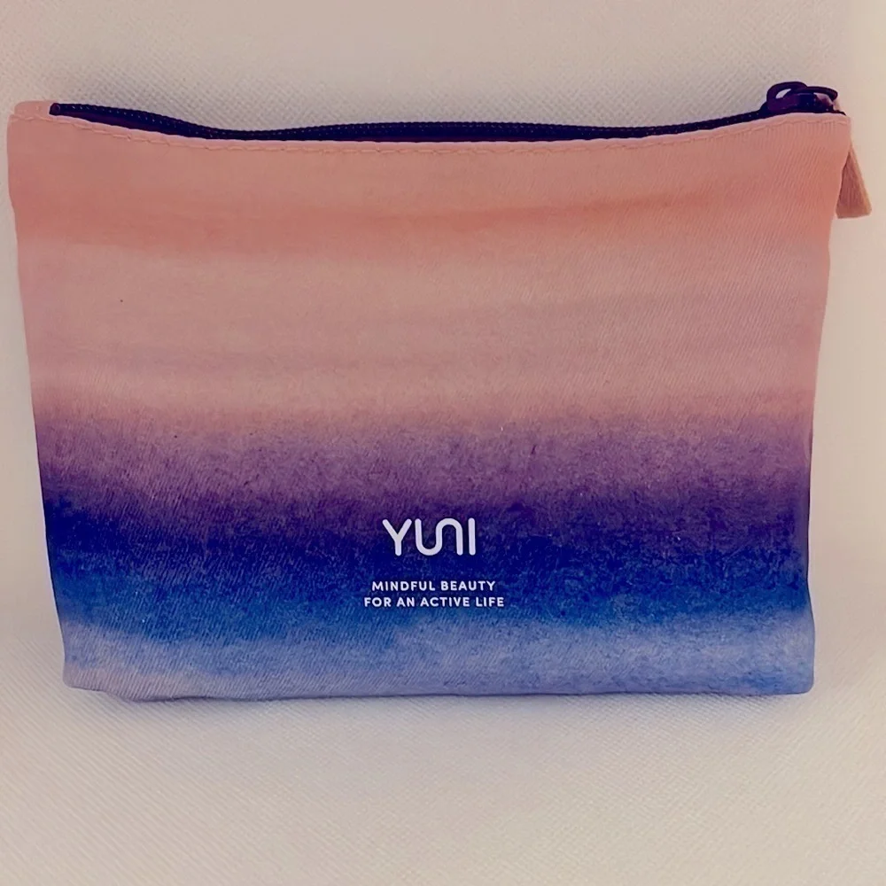 Yuni Beauty on the Run Travel Kit - NWT